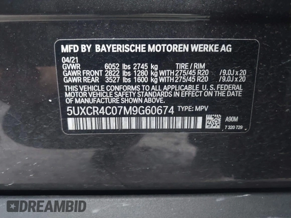 2021 BMW X5 sDrive40i with VIN 5UXCR4C07M9G60674, listed as a IAAI auction lot 38203174 with 1 mi miles. Bid and sale history available at carsss.com. Image 9.
