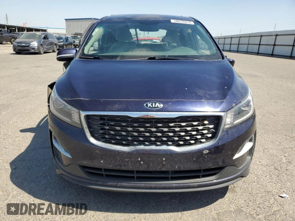 2020 Kia Sedona EX with VIN KNDMB5C14L6644308, listed as a Copart auction lot 58670414 with 186,148 mi miles and Non Repairable. Bid and sale history available at carsss.com. Image 5.