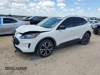 2022 Ford Escape SE with VIN 1FMCU0G64NUB98153, listed as a Copart auction lot 61024885 with 63,006 mi miles and Salvage title. Bid and sale history available at DreamBid. Image 1.
