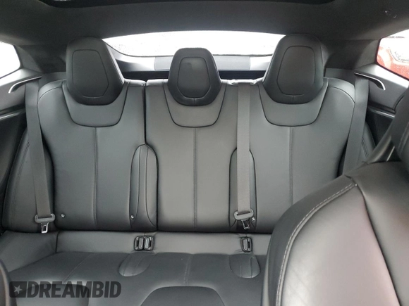 2017 Tesla Model S 100D с VIN 5YJSA1E21HF188840, выставлен на аукционе Copart как лот 62683685 с пробегом 90 101 миль миль и Списание • Salvage title. История ставок и продаж доступна на DreamBid. Изображение 10.