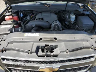 2007 Chevrolet Suburban LTZ with VIN 3GNFC16097G154329, listed as a Copart auction lot 58562345 with 216,790 mi miles and Clean title. Bid and sale history available at DreamBid. Image 12.