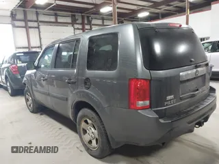 2012 Honda Pilot LX with VIN 5FNYF4H21CB085788, listed as a IAAI auction lot 41690873 with 125,165 mi miles and . Bid and sale history available at carsss.com. Image 3.