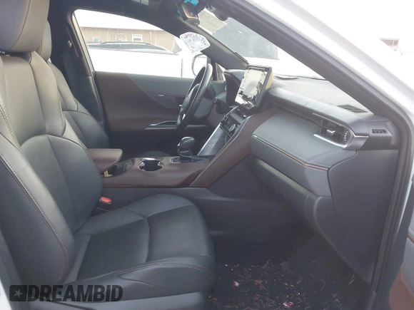 2022 Toyota Venza LE with VIN JTEAAAAH3NJ112266, listed as a IAAI auction lot 41760200 with 47,251 mi miles and . Bid and sale history available at DreamBid. Image 5.