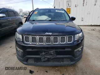 2018 Jeep Compass Latitude with VIN 3C4NJDBB0JT191125, listed as a Copart auction lot 52825905 with 188,553 mi miles and Clean Title. Bid and sale history available at carsss.com. Image 5.