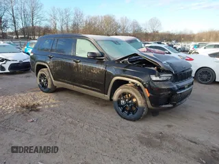 2024 Jeep Grand Cherokee Altitude z VIN 1C4RJKAG7R8535661, wystawiony jako IAAI lot #41317770 z przebiegiem 6 439 mil mil oraz . Historia ofert i sprzedaży dostępna na DreamBid. Obrazek 1.