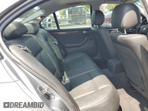 2005 BMW 3 Series 325i with VIN WBAAZ33475KW76254, listed as a Copart auction lot 62022815 with 129,174 mi miles and Clean title. Bid and sale history available at DreamBid. Image 10.
