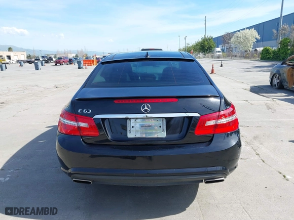 2011 Mercedes-Benz E-Class E 550 with VIN WDDKJ7CB8BF078706, listed as a IAAI auction lot 41892595 with 159,923 mi miles. Bid and sale history available at carsss.com. Image 17.