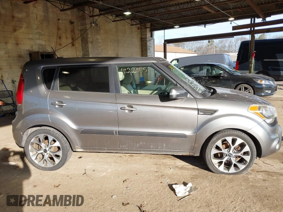2013 Kia Soul ! with VIN KNDJT2A69D7558243, listed as a IAAI auction lot 41730873 with 192,503 mi miles. Bid and sale history available at carsss.com. Image 13.