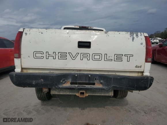 1999 Chevrolet C/K 2500 with VIN 1GCGK24R6XR723581, listed as a Copart auction lot 78510974 with 211,490 mi miles and Clean Title. Bid and sale history available at carsss.com. Image 6.