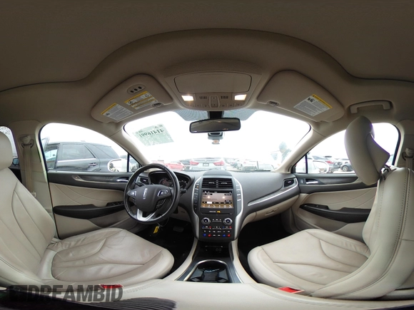 2018 Lincoln MKC Reserve с VIN 5LMCJ3C92JUL15133, выставлен на аукционе IAAI как лот 41416991 с пробегом 65 296 миль миль и . История ставок и продаж доступна на DreamBid. Изображение 20.