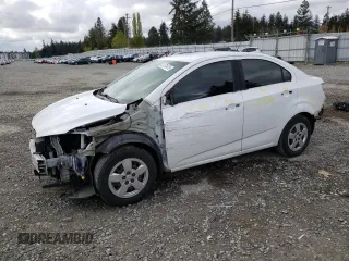 2015 Chevrolet Sonic LS z VIN 1G1JA5SH8F4159957, wystawiony jako Copart lot #53718475 z przebiegiem 110 224 mil mil oraz Szkoda całkowita • Salvage title. Historia ofert i sprzedaży dostępna na DreamBid. Obrazek 1.