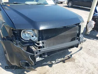 2008 Ford Escape XLS с VIN 1FMCU02Z58KA97818, выставлен на аукционе IAAI как лот 41970917 с пробегом 123 397 миль миль и . История ставок и продаж доступна на DreamBid. Изображение 6.