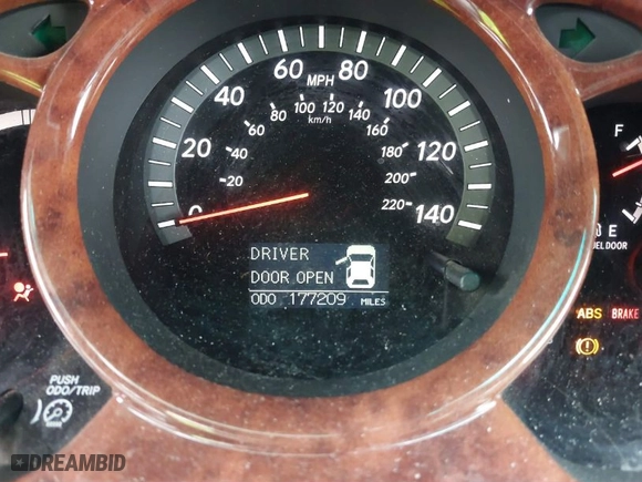 2006 Toyota Highlander Hybrid with VIN JTEDW21A660011575, listed as a IAAI auction lot 41799387 with 177,209 mi miles. Bid and sale history available at carsss.com. Image 16.