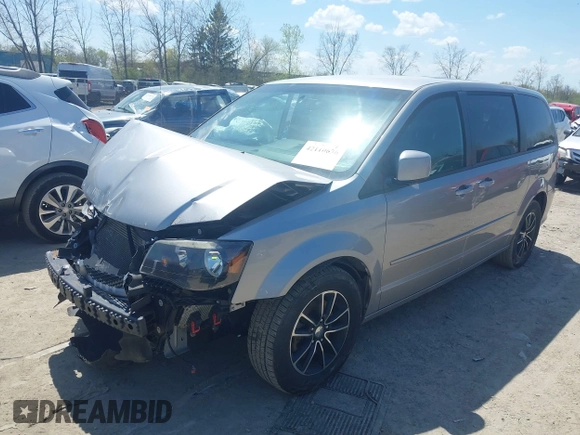 2017 Dodge Grand Caravan GT with VIN 2C4RDGEG3HR740797, listed as a IAAI auction lot 42110636 with 186,330 mi miles and . Bid and sale history available at DreamBid. Image 18.