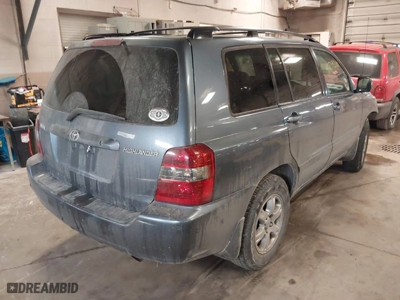 2005 Toyota Highlander with VIN JTEDP21A450080017, listed as a IAAI auction lot 41719540 with 188,966 mi miles. Bid and sale history available at carsss.com. Image 4.