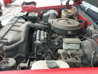 1994 GMC Sierra 1500 z VIN 2GTEC19K8R1513604, wystawiony jako IAAI lot #42402414 z przebiegiem 201 792 mil mil oraz . Historia ofert i sprzedaży dostępna na DreamBid. Obrazek 18.