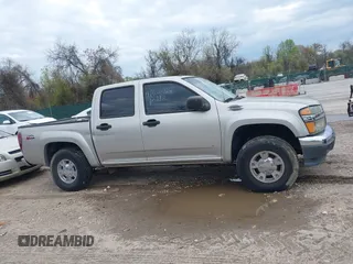 2007 GMC Canyon SLE2 with VIN 1GTDT13E978120901, listed as a IAAI auction lot 42036924 with 187,341 mi miles. Bid and sale history available at carsss.com. Image 14.