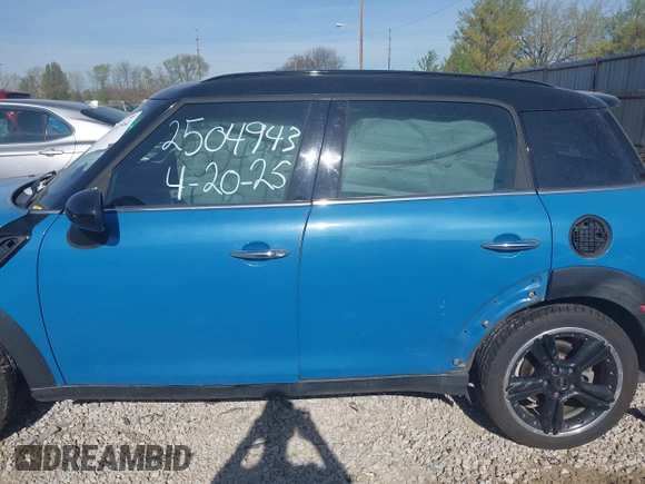 2016 MINI Countryman S with VIN WMWZC3C58GWT10084, listed as a IAAI auction lot 42093564 with 120,694 mi miles and . Bid and sale history available at DreamBid. Image 13.