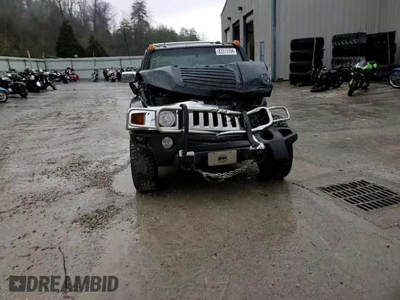 2006 Hummer H3 with VIN 5GTDN136768115805, listed as a Copart auction lot 83317704 with 119,172 mi miles and Salvage Title. Bid and sale history available at DreamBid. Image 12.