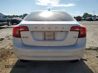 2015 Volvo S60 T5 Drive-E Platinum with VIN YV140MFD2F1313163, listed as a Copart auction lot 59935724 with 97,714 mi miles and Salvage Title. Bid and sale history available at carsss.com. Image 6.