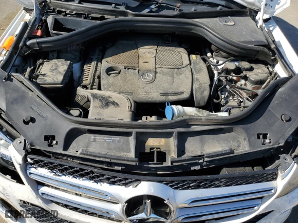 2018 Mercedes-Benz GLE with VIN 4JGDA5HB5JB126177, listed as a Copart auction lot 50085245 with 135,284 mi miles and Salvage Title. Bid and sale history available at carsss.com. Image 12.
