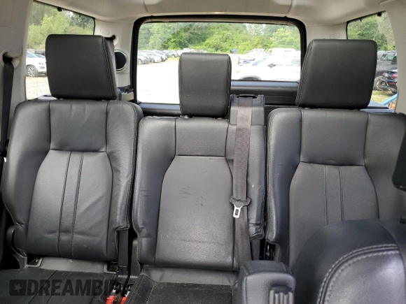 2016 Land Rover LR4 HSE with VIN SALAG2V60GA819564, listed as a Copart auction lot 61740975 with 154,252 mi miles and Clean title. Bid and sale history available at DreamBid. Image 10.
