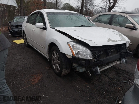 2007 Nissan Maxima 3.5 SL with VIN 1N4BA41E27C800868, listed as a IAAI auction lot 41560429 with 207,710 mi miles. Bid and sale history available at carsss.com. Image 1.