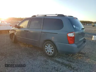 2006 Kia Sedona LX with VIN KNDMB233866017731, listed as a Copart auction lot 73367794 with 144,947 mi miles and Salvage Title. Bid and sale history available at carsss.com. Image 2.