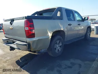 2007 Chevrolet Avalanche LT w/3LT with VIN 3GNEC12J67G138356, listed as a IAAI auction lot 41457612 with 1 mi miles. Bid and sale history available at carsss.com. Image 4.