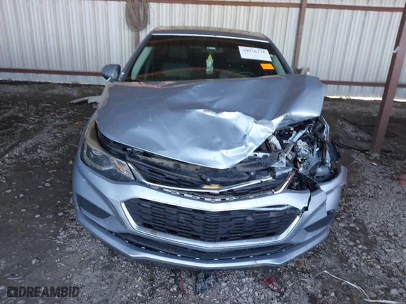 2017 Chevrolet Cruze LT with VIN 1G1BH5SE5H7194219, listed as a IAAI auction lot 40876271 with 147,478 mi miles. Bid and sale history available at carsss.com. Image 12.