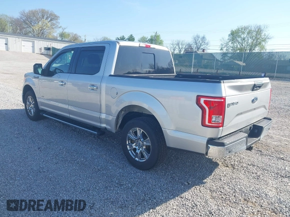 2015 Ford F-150 XL with VIN 1FTEW1CP8FFC60476, listed as a IAAI auction lot 41872172 with 133,096 mi miles. Bid and sale history available at carsss.com. Image 3.