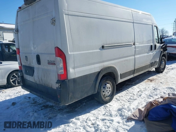 2020 Ram ProMaster Cargo with VIN 3C6URVJGXLE122352, listed as a IAAI auction lot 41331553 with 492,649 mi miles and . Bid and sale history available at carsss.com. Image 4.