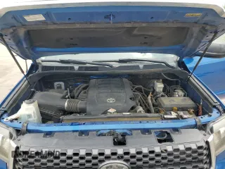 2018 Toyota Tundra 2WD SR5 with VIN 5TFEM5F13JX131018, listed as a Copart auction lot 64110284 with 119,712 mi miles and Clean Title. Bid and sale history available at carsss.com. Image 11.