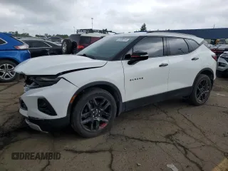 2021 Chevrolet Blazer LT z VIN 3GNKBJR4XMS529265, wystawiony jako Copart lot #63696144 z przebiegiem 76 123 mil mil oraz Szkoda całkowita • Salvage title. Historia ofert i sprzedaży dostępna na DreamBid. Obrazek 1.
