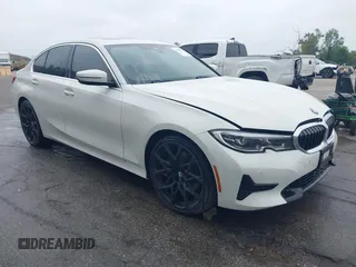 2020 BMW 3 Series 330i z VIN 3MW5R1J08L8B15226, wystawiony jako IAAI lot #41885915 z przebiegiem 75 347 mil mil oraz . Historia ofert i sprzedaży dostępna na DreamBid. Obrazek 1.