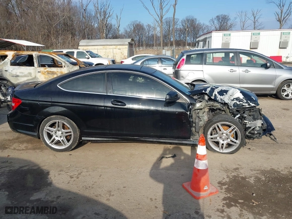 2013 Mercedes-Benz C-Class C 250 with VIN WDDGJ4HB2DG074824, listed as a IAAI auction lot 41095296 with 178,561 mi miles. Bid and sale history available at carsss.com. Image 13.