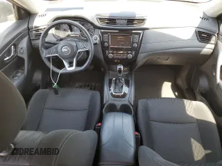 2020 Nissan Rogue SV z VIN KNMAT2MV8LP502103, wystawiony jako Copart lot #54402545 z przebiegiem 145 001 mil mil oraz Szkoda całkowita • Salvage title. Historia ofert i sprzedaży dostępna na DreamBid. Obrazek 8.