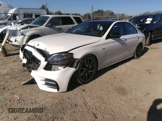 2018 Mercedes-Benz E-Class AMG E 43 with VIN WDDZF6EBXJA477524, listed as a IAAI auction lot 41174809 with 1 mi miles. Bid and sale history available at carsss.com. Image 17.