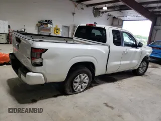 2023 Nissan Frontier S z VIN 1N6ED1CM3PN634203, wystawiony jako Copart lot #56314065 z przebiegiem 25 371 mil mil oraz Czysty tytuł • Clean title. Historia ofert i sprzedaży dostępna na DreamBid. Obrazek 3.