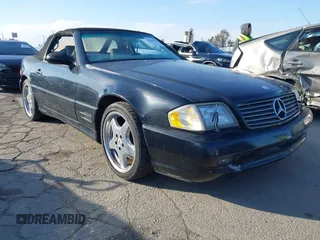 2001 Mercedes-Benz SL-Class with VIN WDBFA68F81F197287, listed as a IAAI auction lot 41442362 with 127,628 mi miles. Bid and sale history available at carsss.com. Image 1.