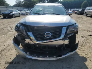 2018 Nissan Pathfinder SL with VIN 5N1DR2MN2JC638240, listed as a Copart auction lot 61828275 with 131,216 mi miles and Salvage title. Bid and sale history available at DreamBid. Image 5.