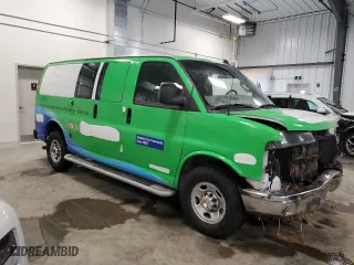 2019 GMC Savana Cargo Van with VIN 1GTW7AFGXK1281852, listed as a Copart auction lot 85546514 with 147,683 mi miles and Salvage Title. Bid and sale history available at carsss.com. Image 4.