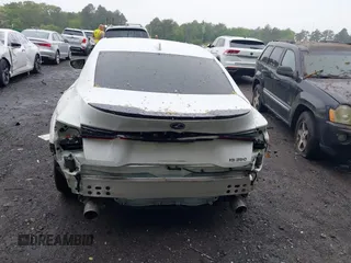 2022 Lexus IS 350 F Sport z VIN JTHGZ1E20N5024974, wystawiony jako IAAI lot #42248017 z przebiegiem 13 227 mil mil oraz . Historia ofert i sprzedaży dostępna na DreamBid. Obrazek 16.