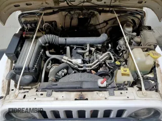 2001 Jeep Wrangler Sahara with VIN 1J4FA59S41P303519, listed as a Copart auction lot 59899545 with 238,151 mi miles and Clean title. Bid and sale history available at DreamBid. Image 11.