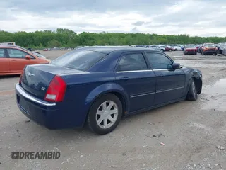 2005 Chrysler 300 Touring with VIN 2C3JA53G05H506121, listed as a IAAI auction lot 42191848 with 232,170 mi miles and . Bid and sale history available at DreamBid. Image 4.