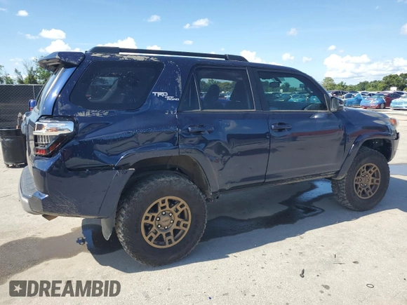 2024 Toyota 4Runner TRD Off Road z VIN JTERU5JR9R6252468, wystawiony jako Copart lot #62238625 z przebiegiem 13 778 mil mil oraz Szkoda całkowita • Salvage title. Historia ofert i sprzedaży dostępna na DreamBid. Obrazek 3.