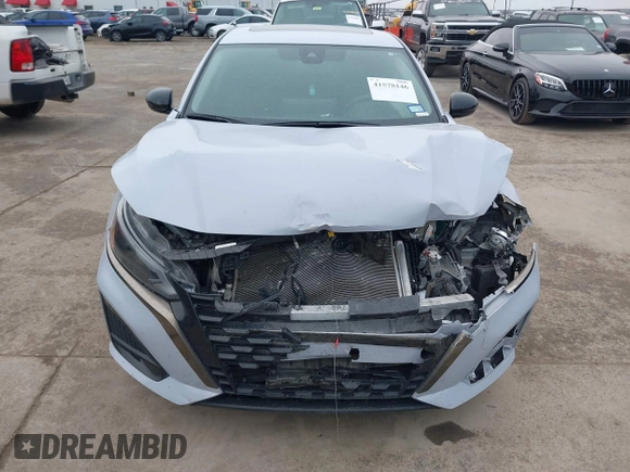 2024 Nissan Altima SR z VIN 1N4BL4CV9RN341899, wystawiony jako IAAI lot #41578146 z przebiegiem 45 595 mil mil oraz . Historia ofert i sprzedaży dostępna na DreamBid. Obrazek 11.