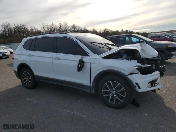2020 Volkswagen Tiguan SE with VIN 3VV2B7AX7LM170009, listed as a Copart auction lot 80450194 with 0 mi miles and Non Repairable. Bid and sale history available at carsss.com. Image 4.