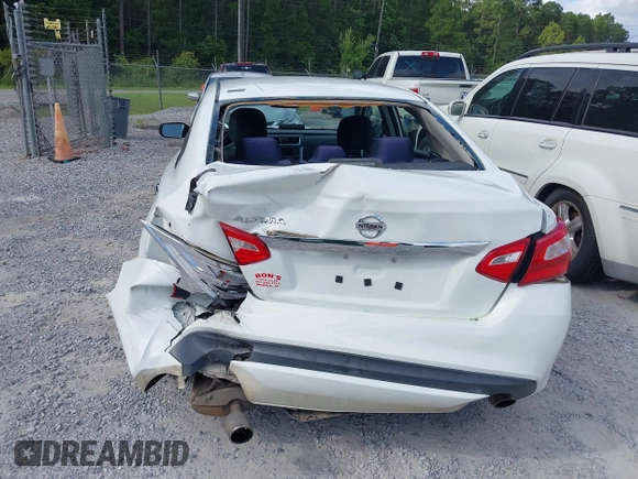2016 Nissan Altima S z VIN 1N4AL3AP8GN327970, wystawiony jako IAAI lot #42433772 z przebiegiem 166 483 mil mil oraz . Historia ofert i sprzedaży dostępna na DreamBid. Obrazek 6.