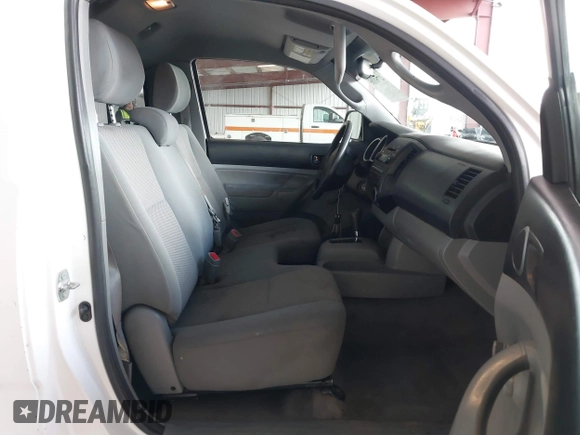2007 Toyota Tacoma with VIN 5TENX22N57Z385216, listed as a IAAI auction lot 41761185 with 375,609 mi miles. Bid and sale history available at carsss.com. Image 5.